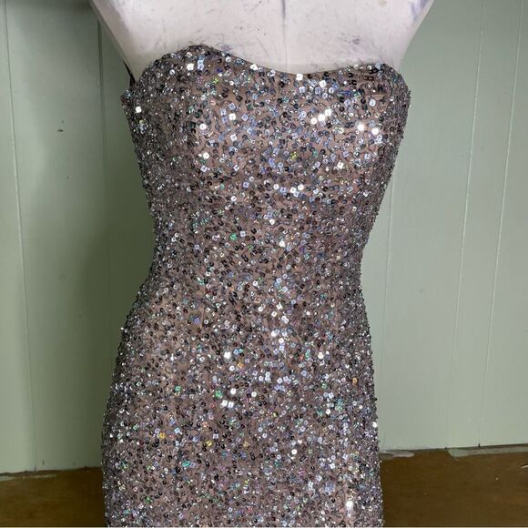 BG Haute silver all over sequin strapless evening prom gown size 2 - Picture 3 of 16